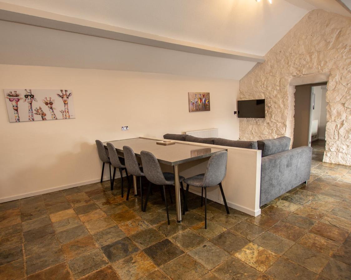 Dwylig Isa Holiday Cottages Rhuddlan Bagian luar foto