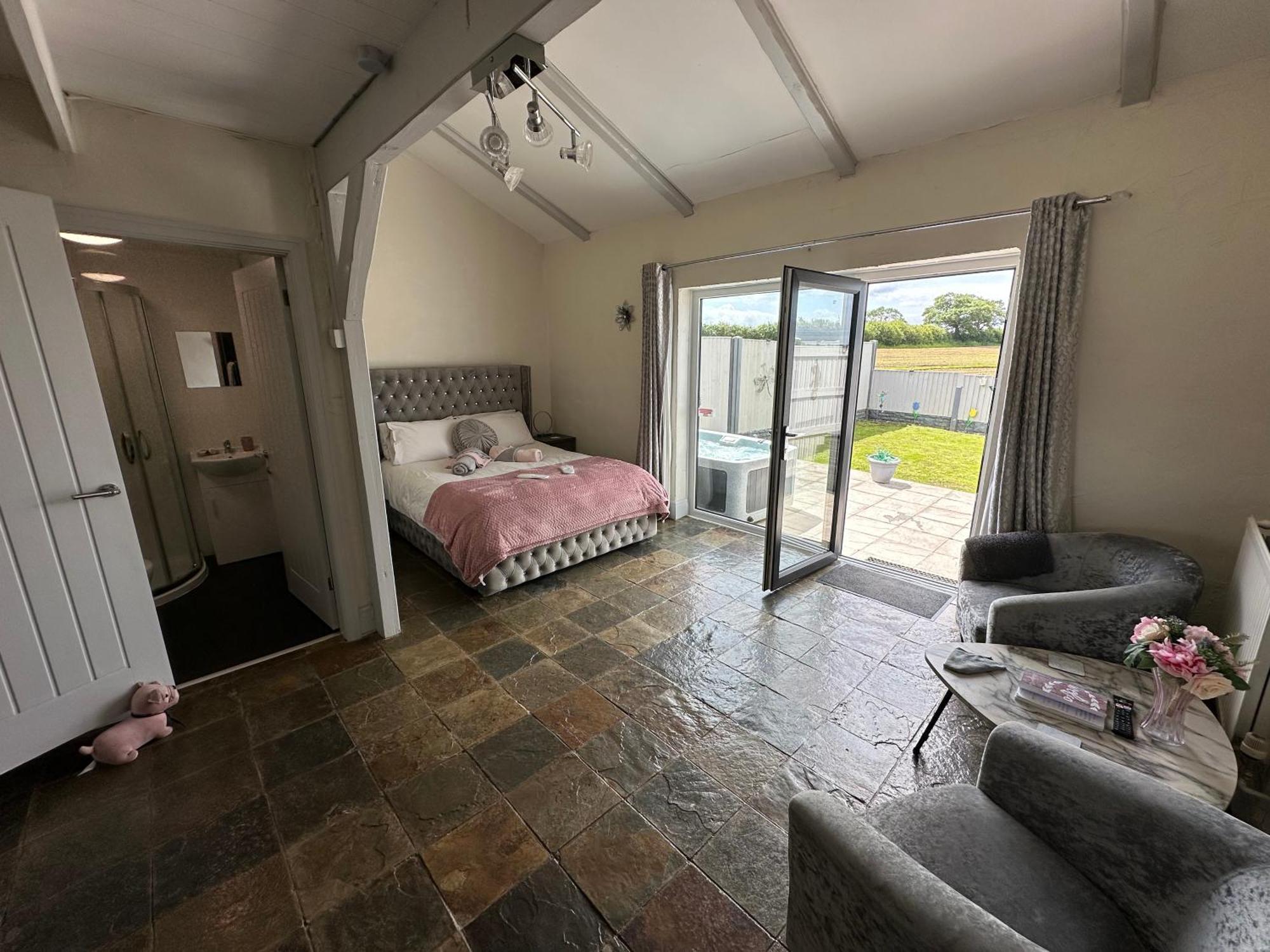 Dwylig Isa Holiday Cottages Rhuddlan Bagian luar foto